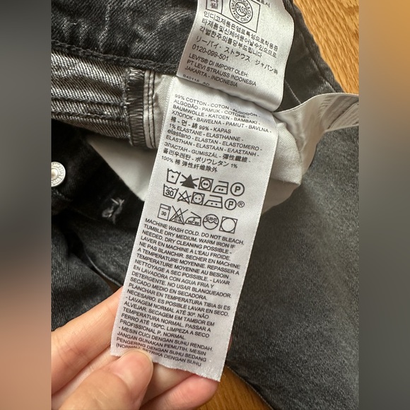 Levi icon fit ankle jeans- better weatherhead - Picture 5 of 6